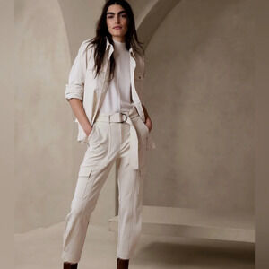 Banana Republic Slim Refined Stretch Cargo Pants Size 14 Cream Removable Belt